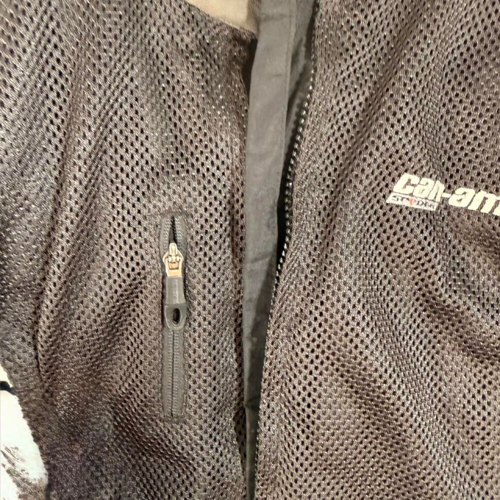 Men's Black and Grey Jacket - Picture 4 of 8